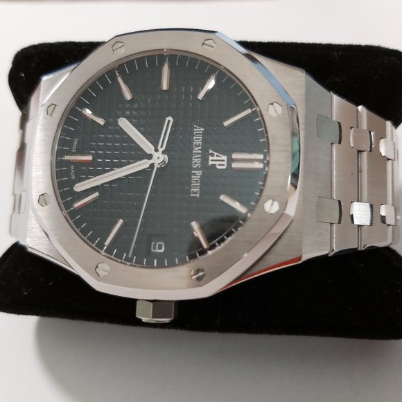 Audemars Piguet Royal Oak 41mm 15500 Basel 2019 SS/SS Black - Picture 6 of 17